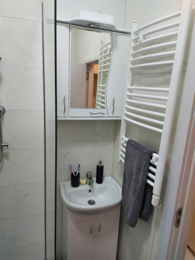 Apartman Mikikiki Belgrade Exterior photo